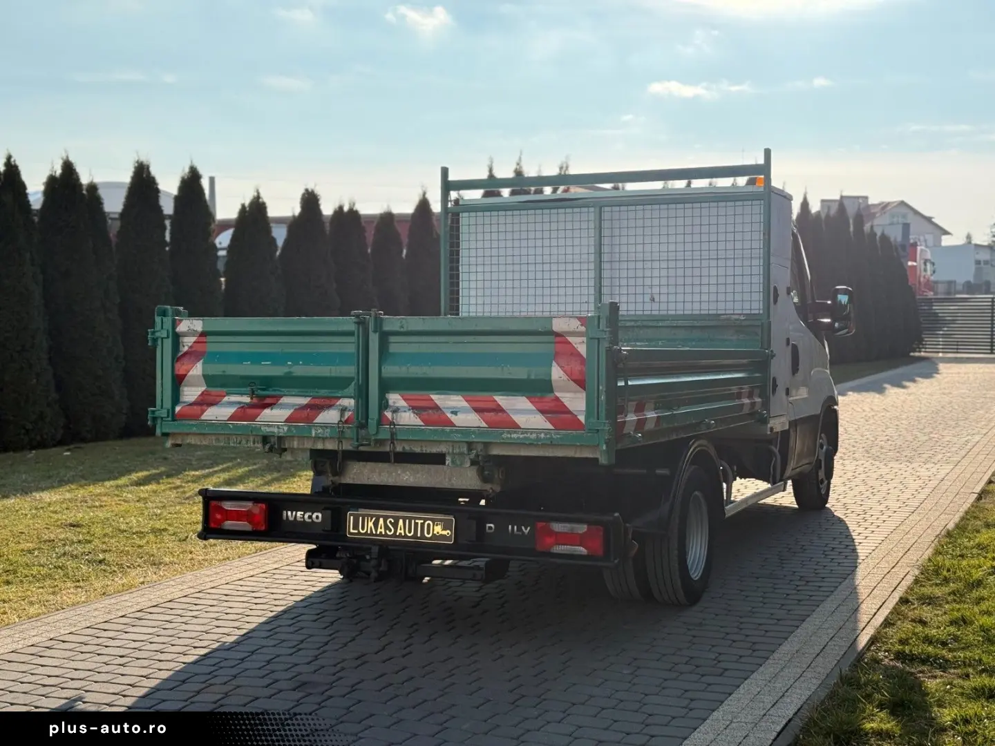 IVECO 35 C 16 TIPPER TOOL BOX