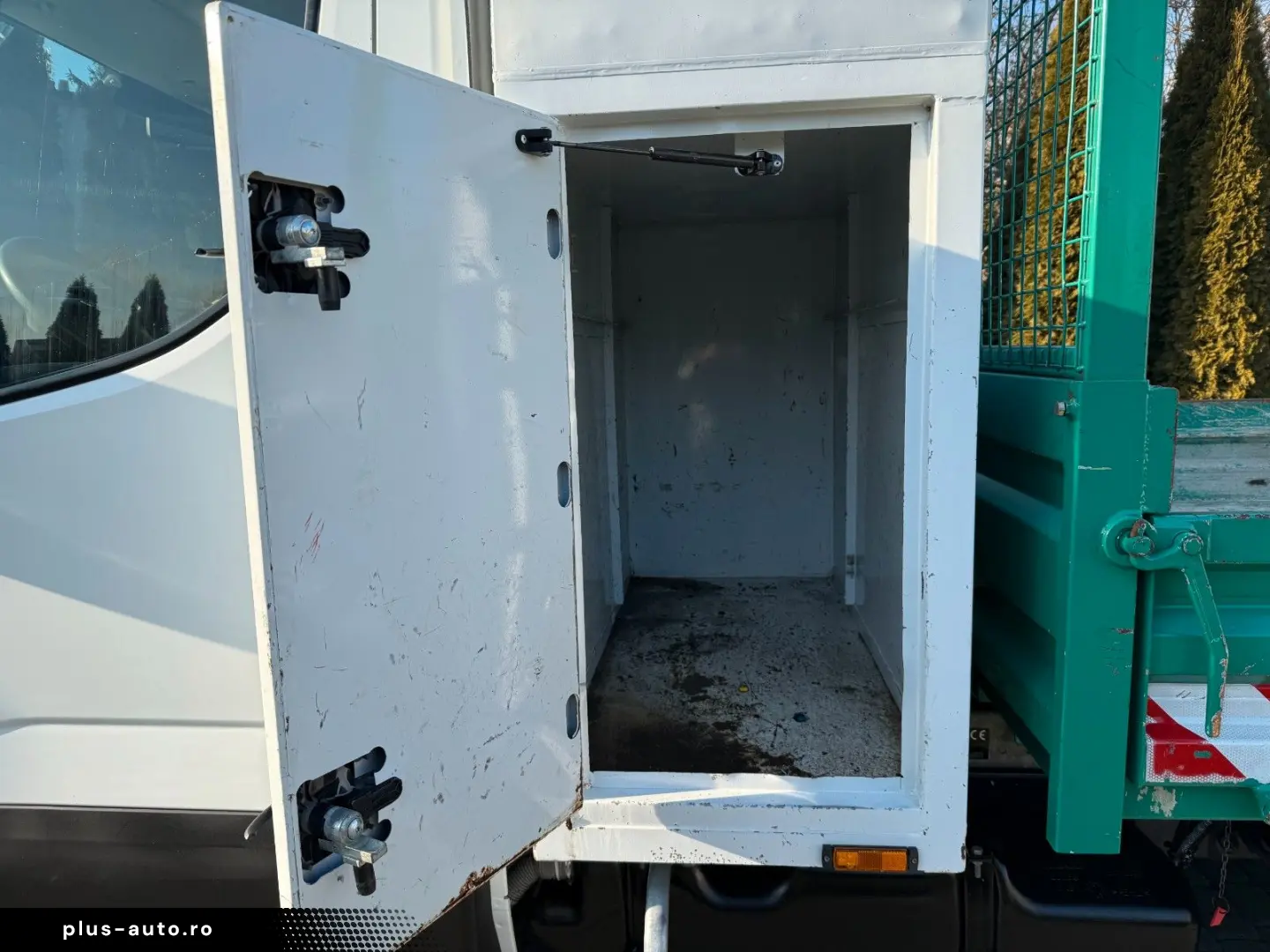 IVECO 35 C 16 TIPPER TOOL BOX