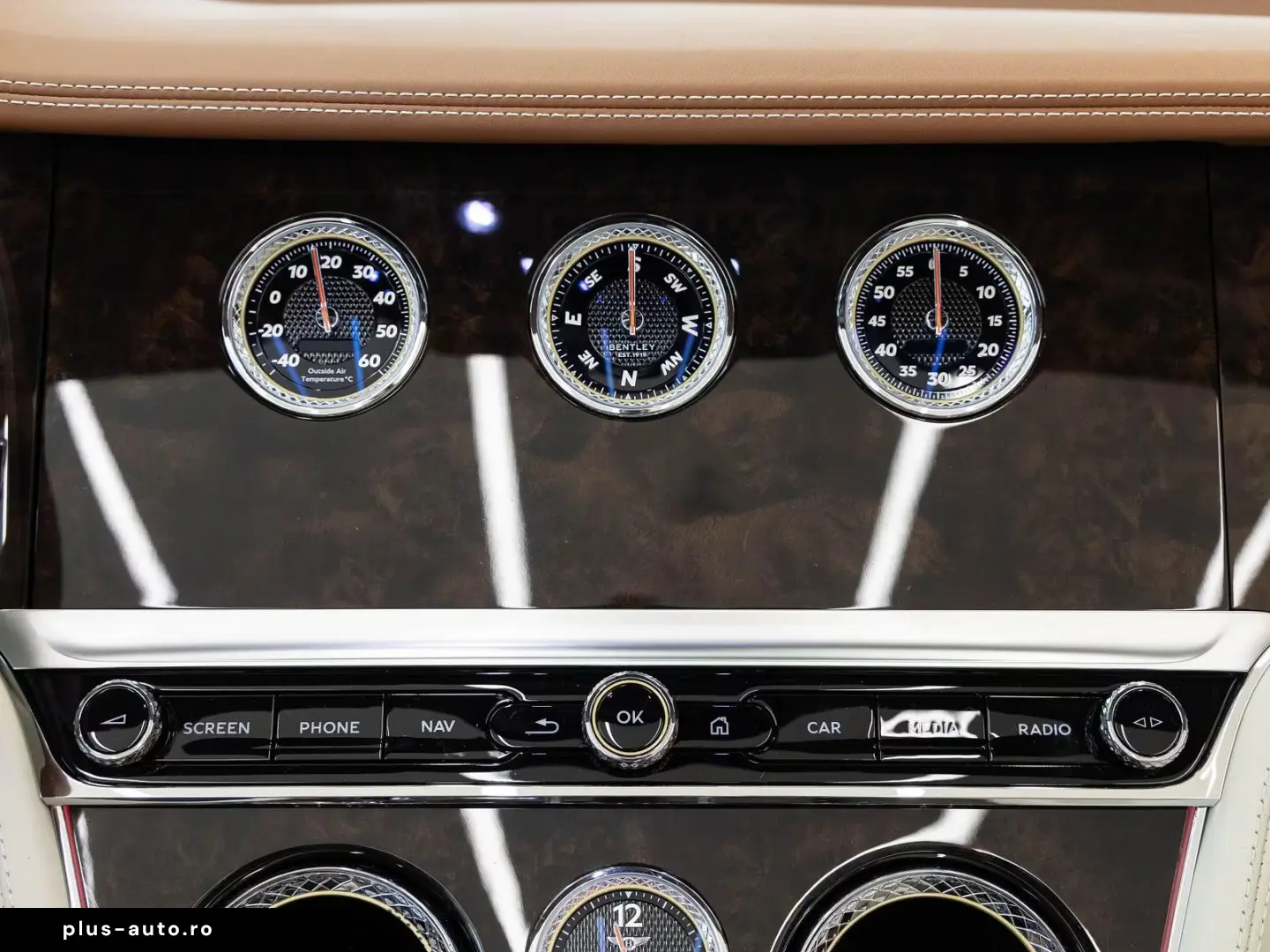 Bentley Continental GTC Azure (MY26) Hybrid