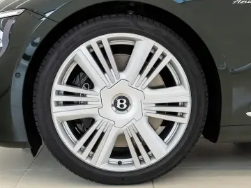 Bentley Continental GTC Azure (MY26) Hybrid