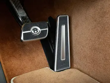 Bentley Continental GTC Azure (MY26) Hybrid