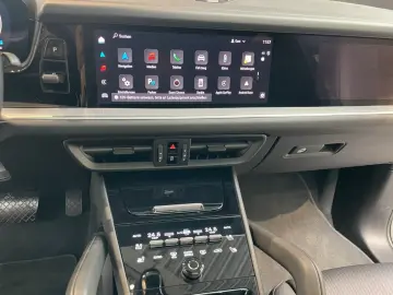 Porsche Cayenne Coupe InnoDrive Head-Up Surround-