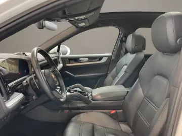 Porsche Cayenne Coupe InnoDrive Head-Up Surround-