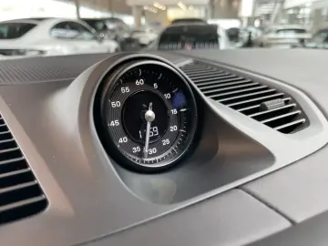 Porsche Cayenne Coupe InnoDrive Head-Up Surround-