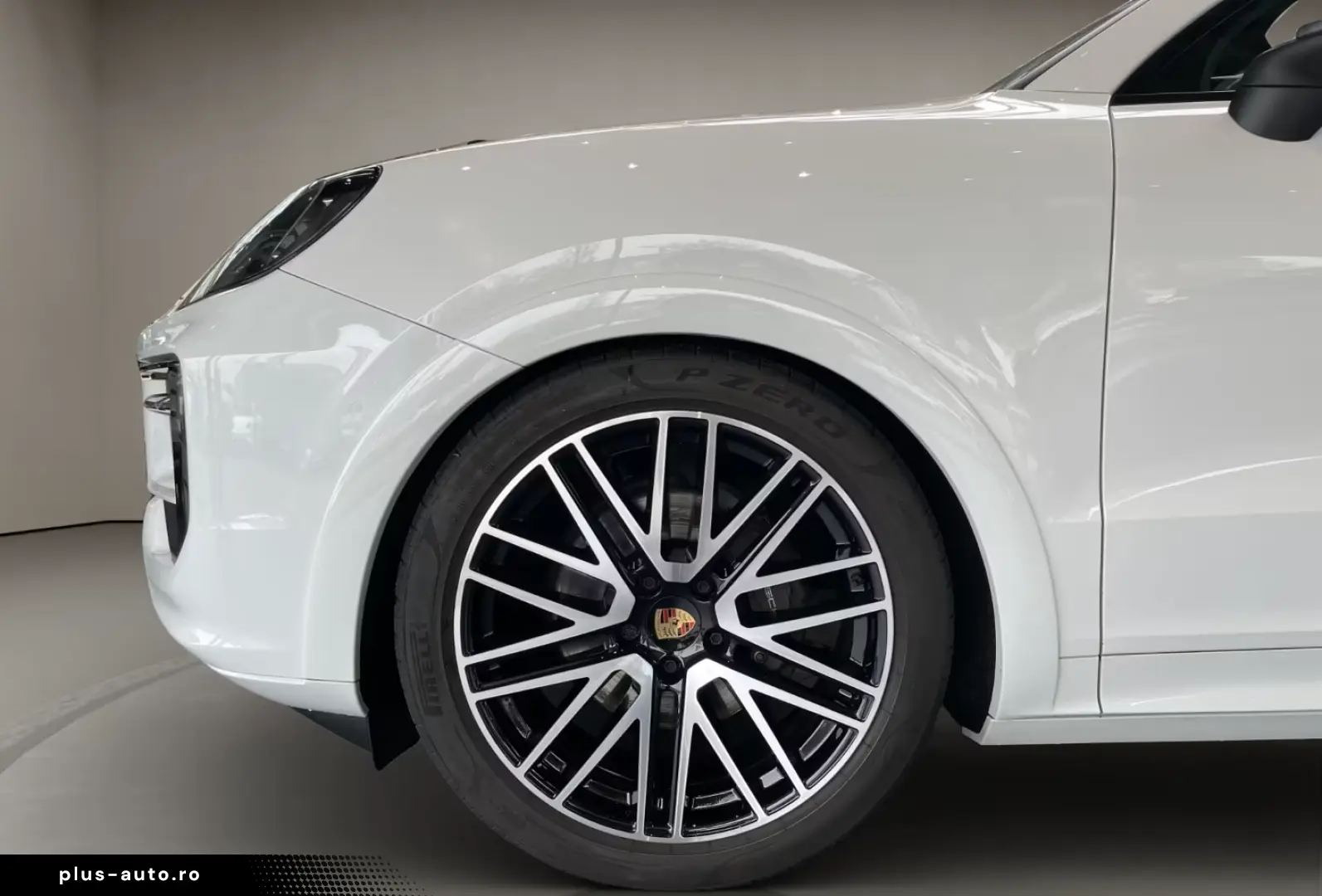 Porsche Cayenne Coupe InnoDrive Head-Up Surround-