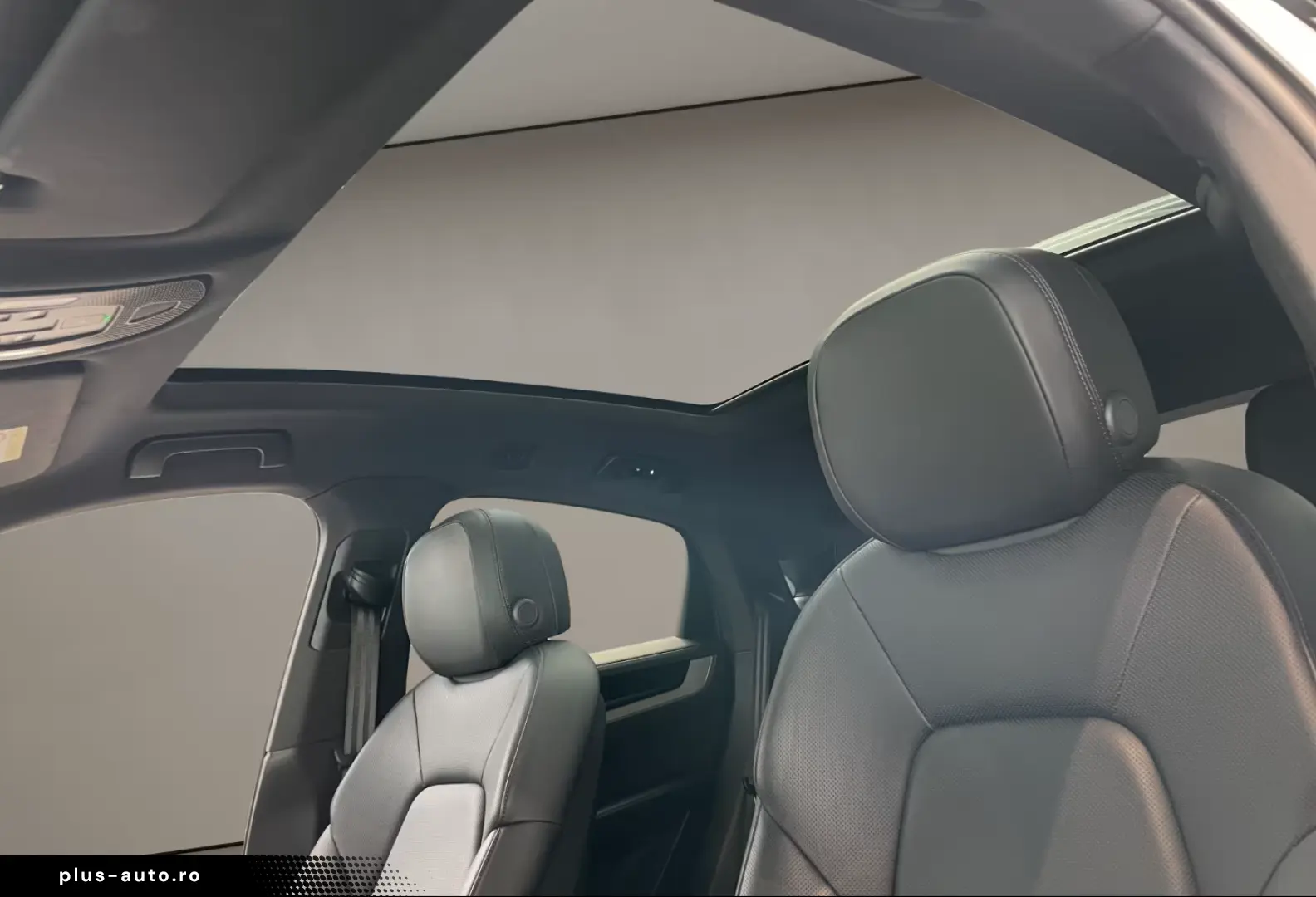 Porsche Cayenne Coupe InnoDrive Head-Up Surround-