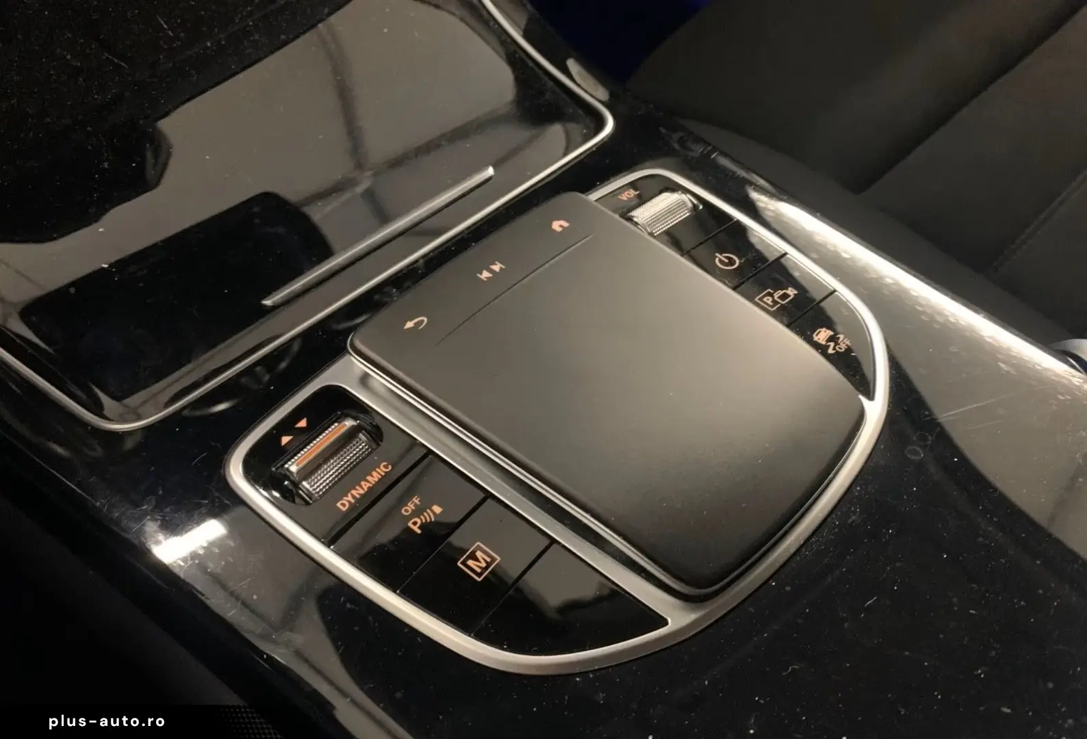 MERCEDES-BENZ GLC 300 e 4M AMG