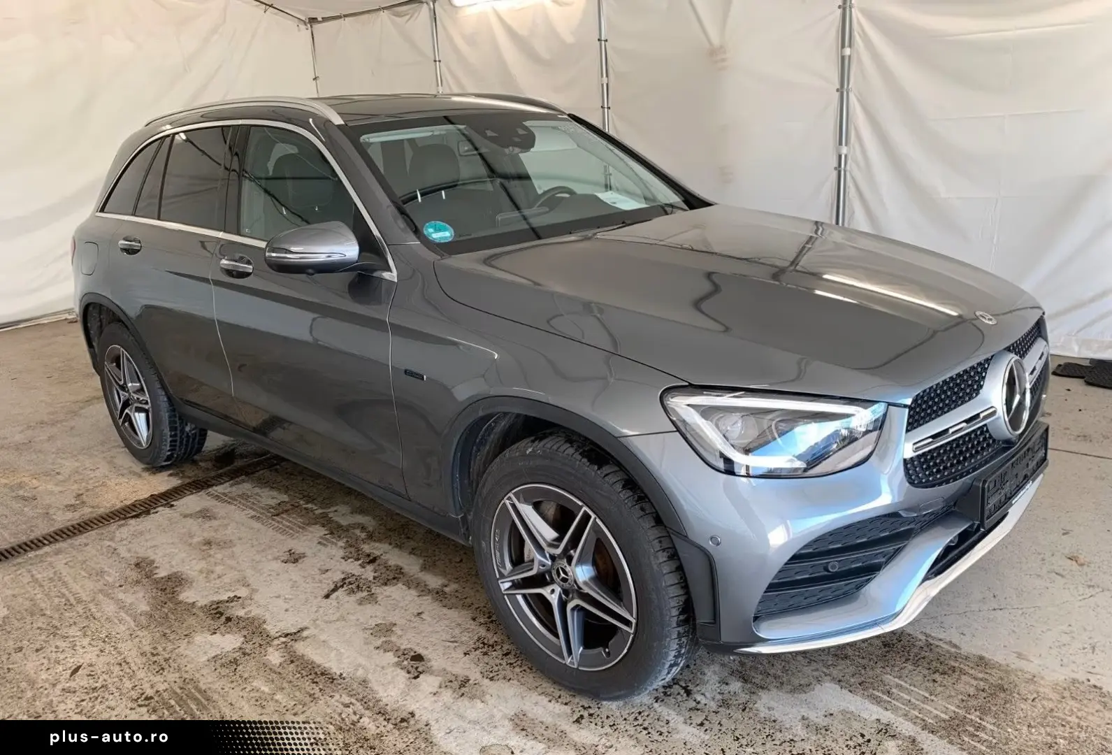 MERCEDES-BENZ GLC 300 e 4M AMG