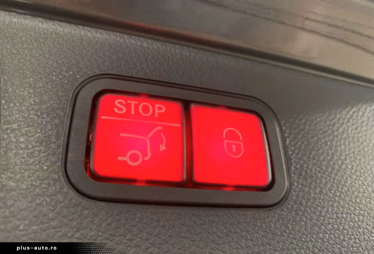 MERCEDES-BENZ GLC 300 e 4M AMG