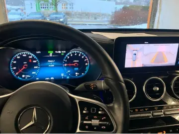 MERCEDES-BENZ GLC 300 e 4M AMG