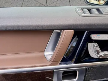 MERCEDES-BENZ G 400d