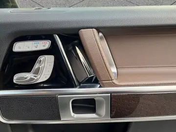 MERCEDES-BENZ G 400d