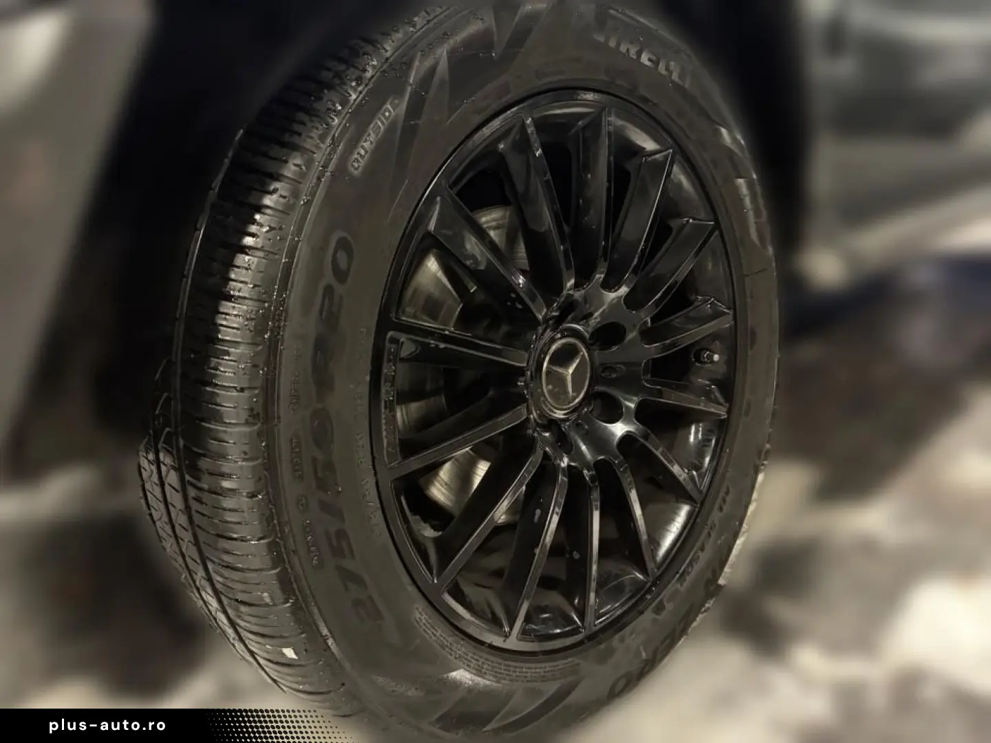 MERCEDES-BENZ G 500 AMG