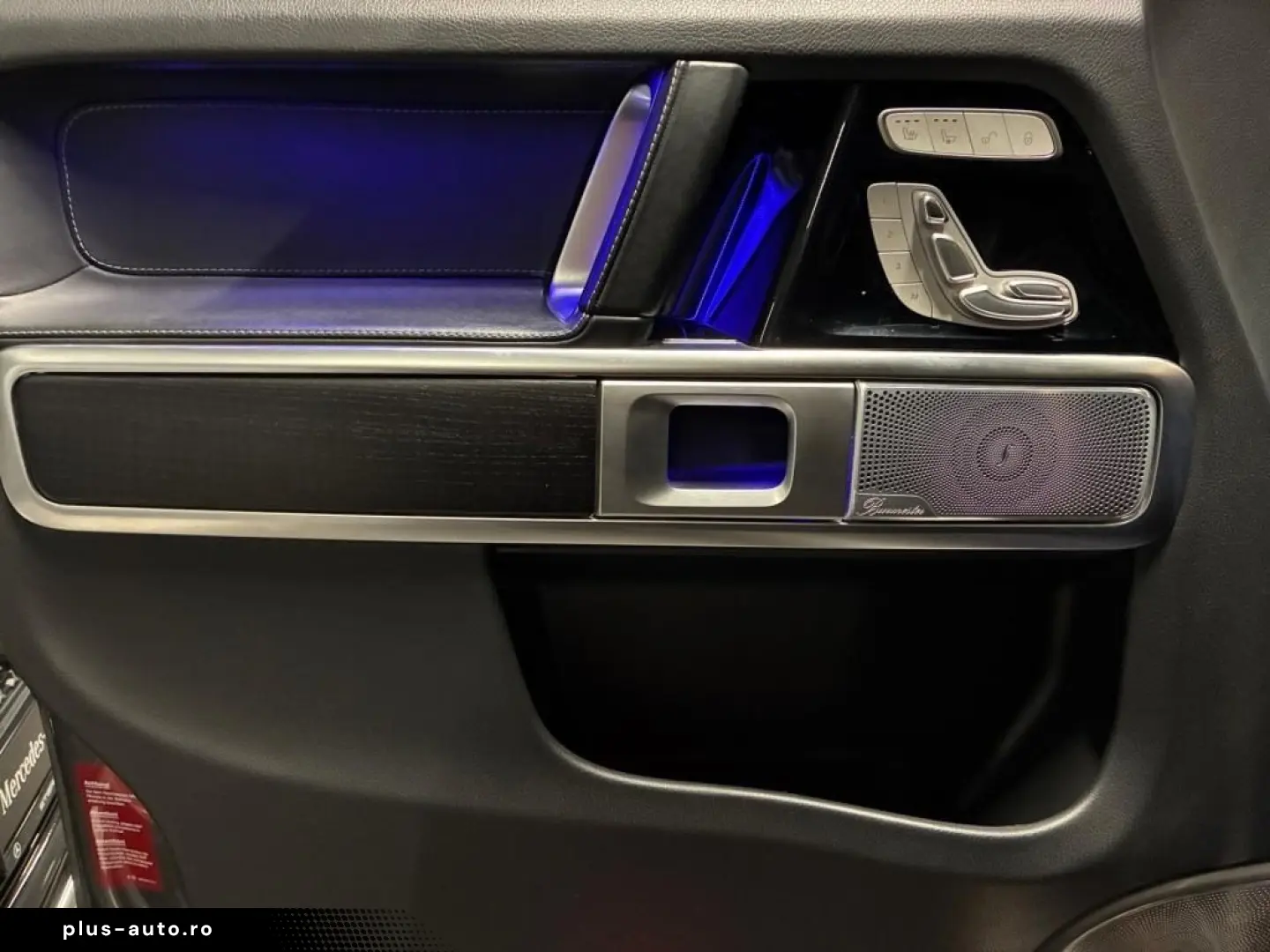 MERCEDES-BENZ G 500 AMG