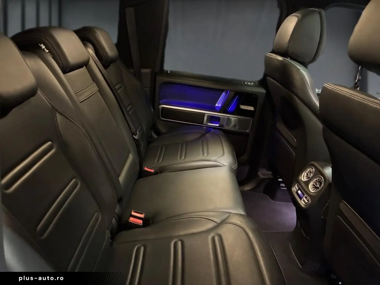 MERCEDES-BENZ G 500 AMG