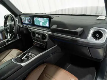 MERCEDES-BENZ G 400 d AMG Line
