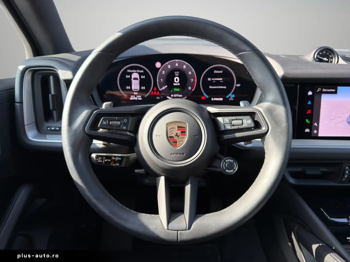 Porsche Cayenne E-Hybrid   InnoDrive   BOSE