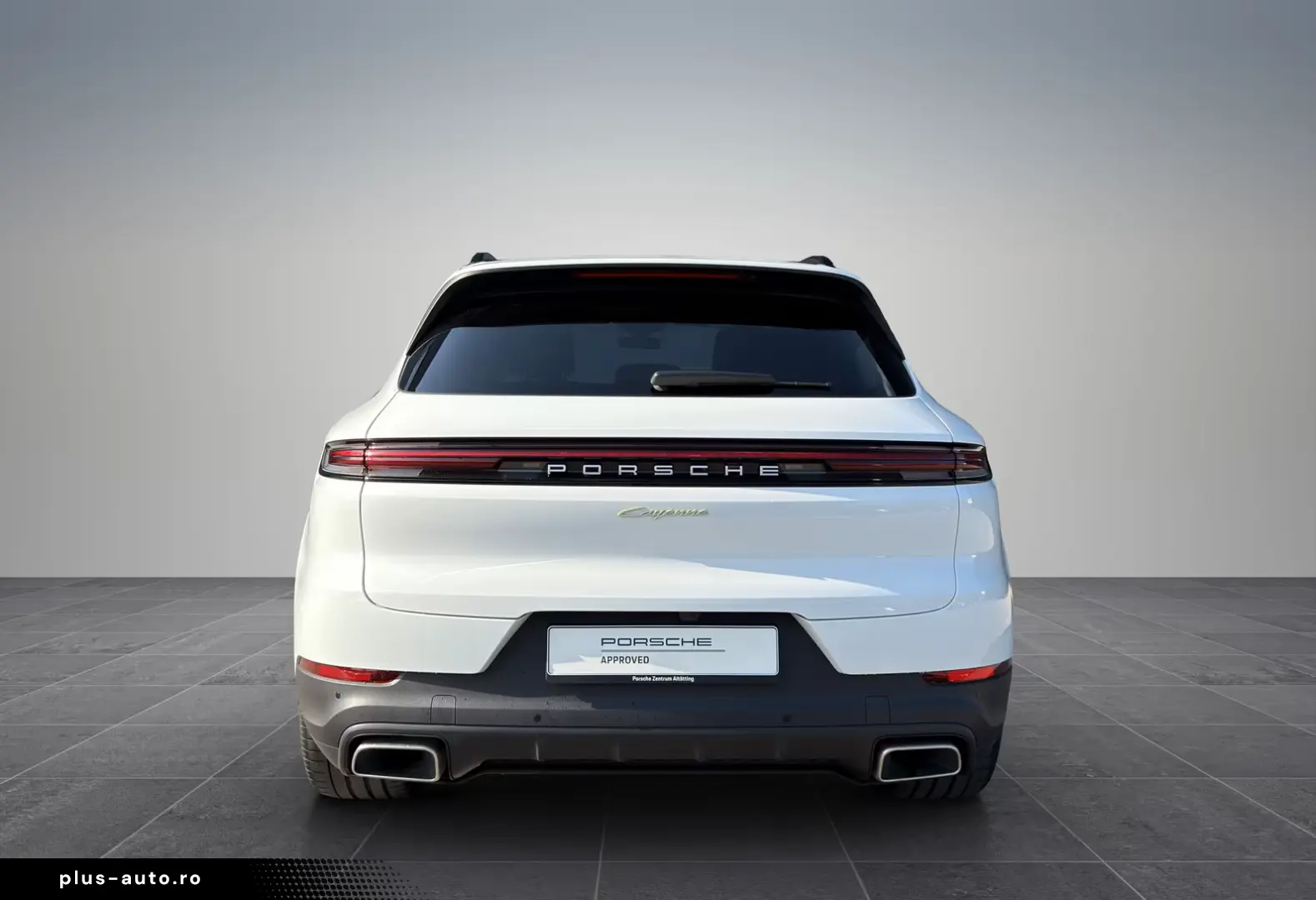 Porsche Cayenne E-Hybrid   InnoDrive   BOSE