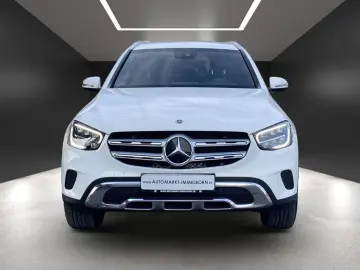 MERCEDES-BENZ GLC 300e