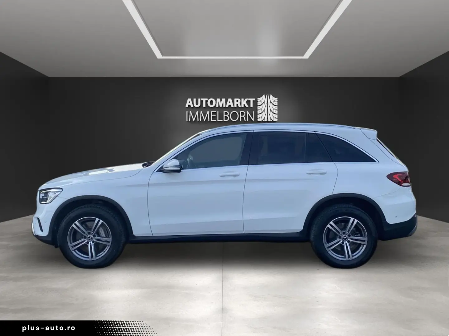 MERCEDES-BENZ GLC 300e