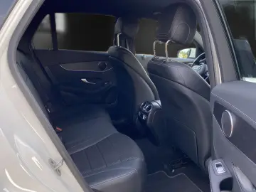 MERCEDES-BENZ GLC 300e