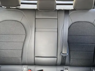 MERCEDES-BENZ GLC 300e