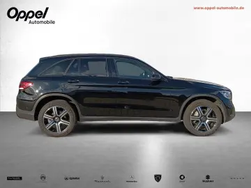 MERCEDES-BENZ GLC 300 e 4Matic