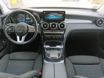 MERCEDES-BENZ GLC 300 e 4Matic