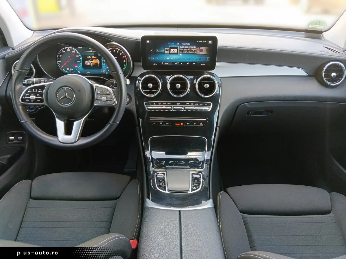 MERCEDES-BENZ GLC 300 e 4Matic