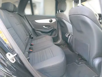 MERCEDES-BENZ GLC 300 e 4Matic