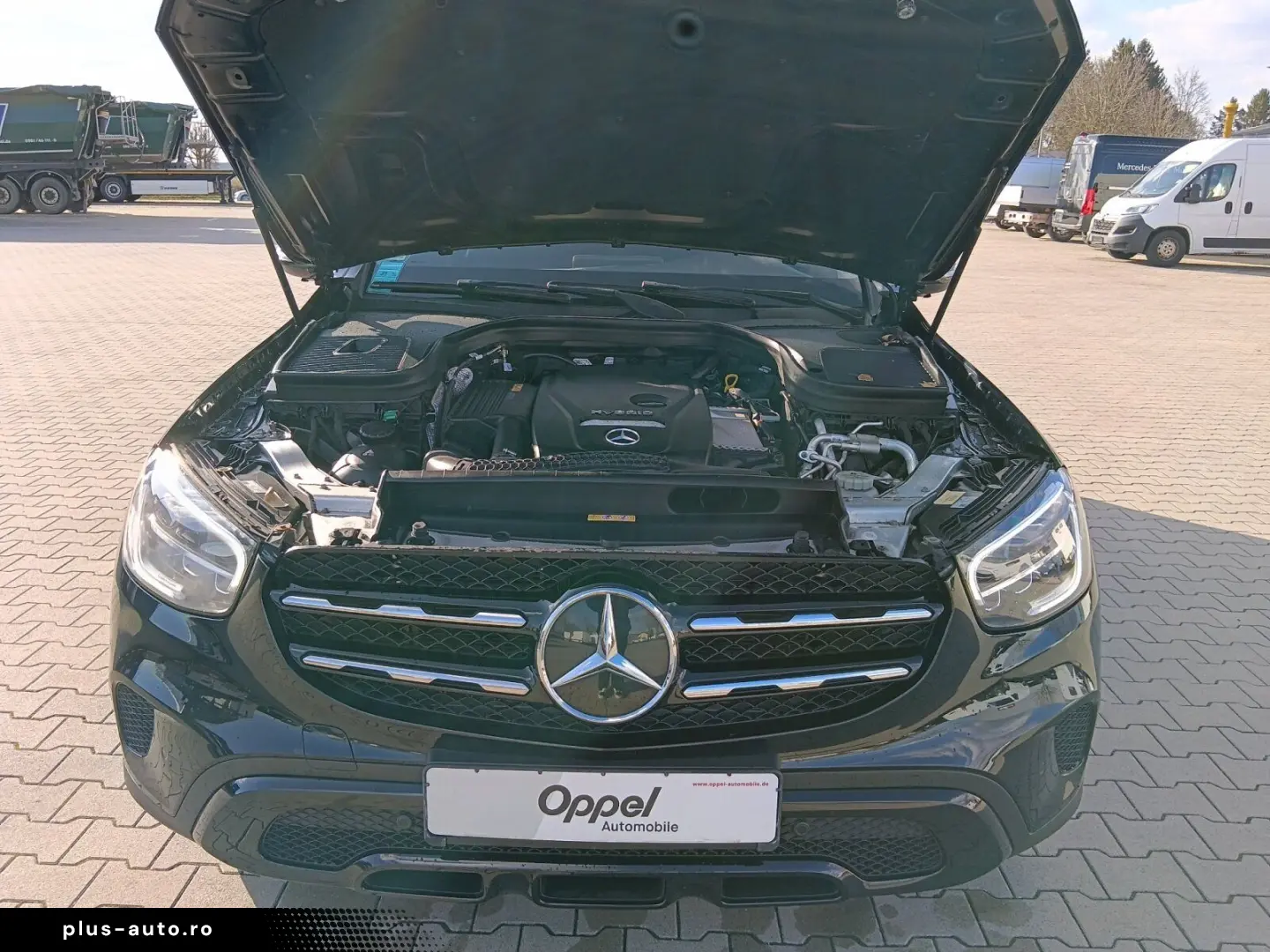 MERCEDES-BENZ GLC 300 e 4Matic