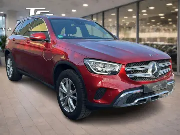 MERCEDES-BENZ GLC 300 e 4Matic