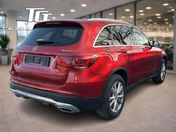 MERCEDES-BENZ GLC 300 e 4Matic