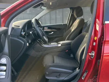 MERCEDES-BENZ GLC 300 e 4Matic