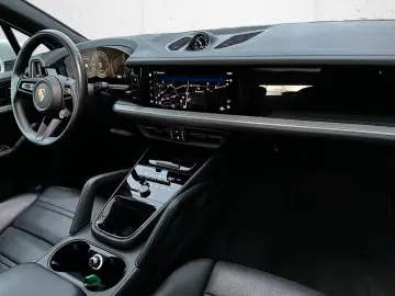 Porsche Cayenne E-Hybrid BOSE 360 Grad Kamera