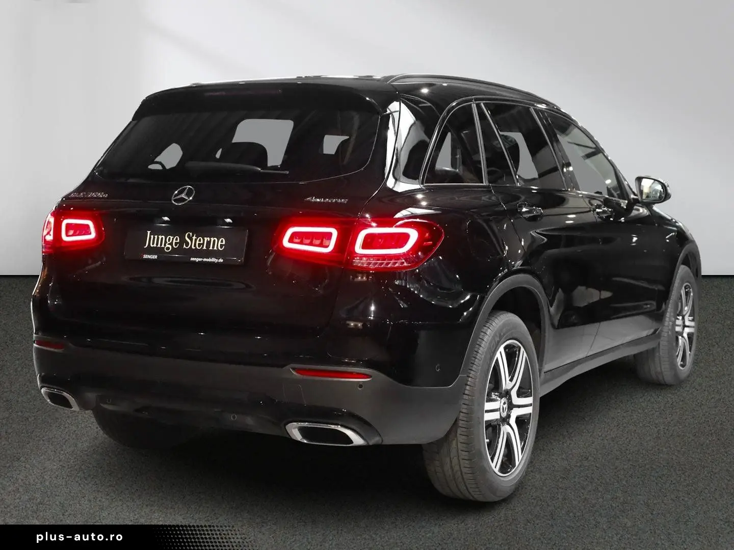 MERCEDES-BENZ GLC 300 e 4M