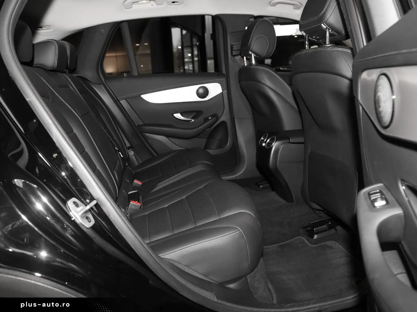 MERCEDES-BENZ GLC 300 e 4M