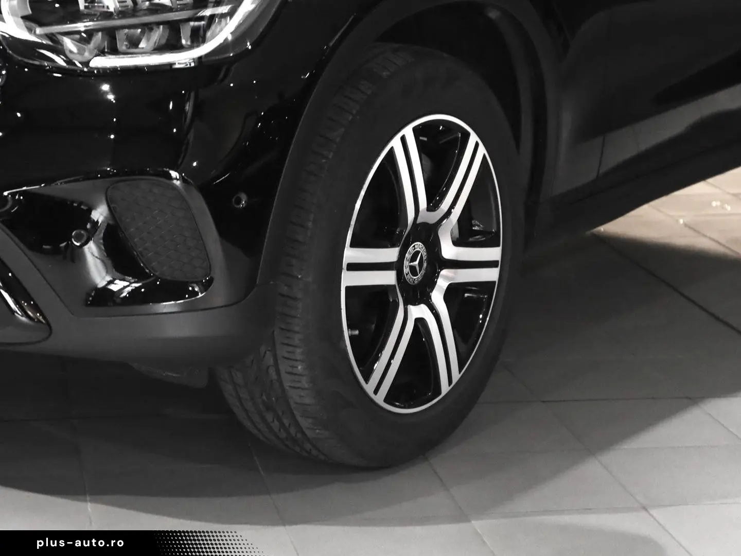 MERCEDES-BENZ GLC 300 e 4M