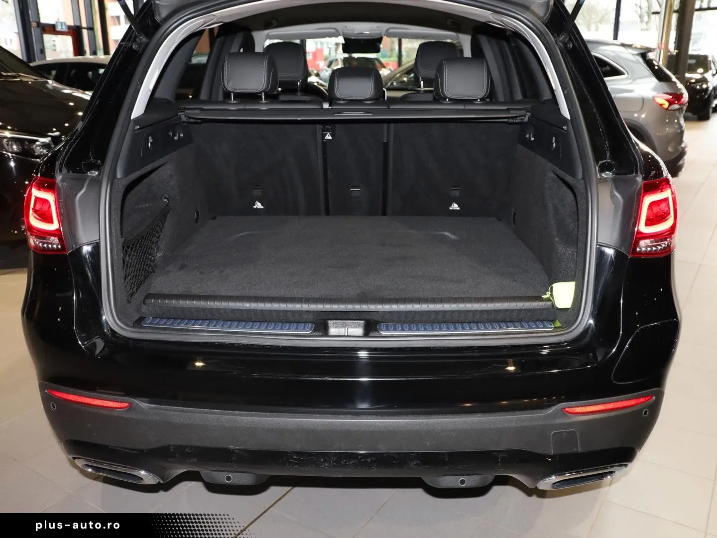 MERCEDES-BENZ GLC 300 e 4M