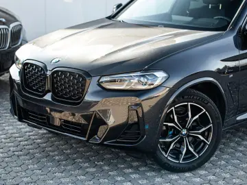 BMW X4 xDrive20i M-Sport UNFALL AHK PANO ACC KoZg Hu