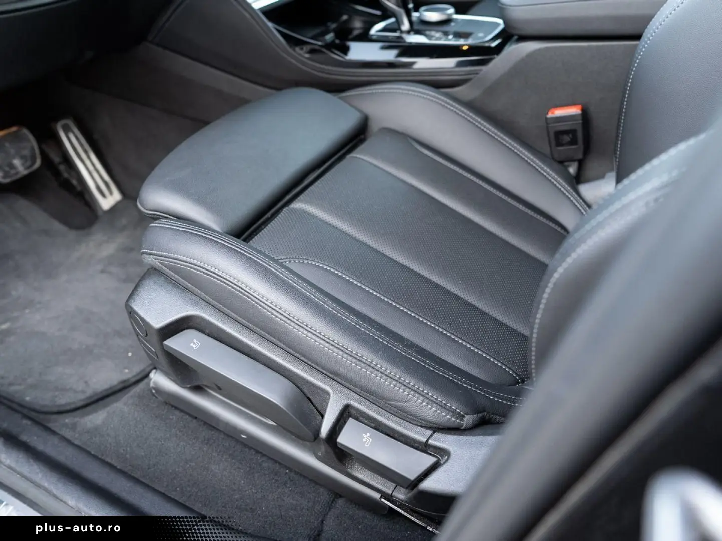 BMW X4 xDrive20i M-Sport UNFALL AHK PANO ACC KoZg Hu