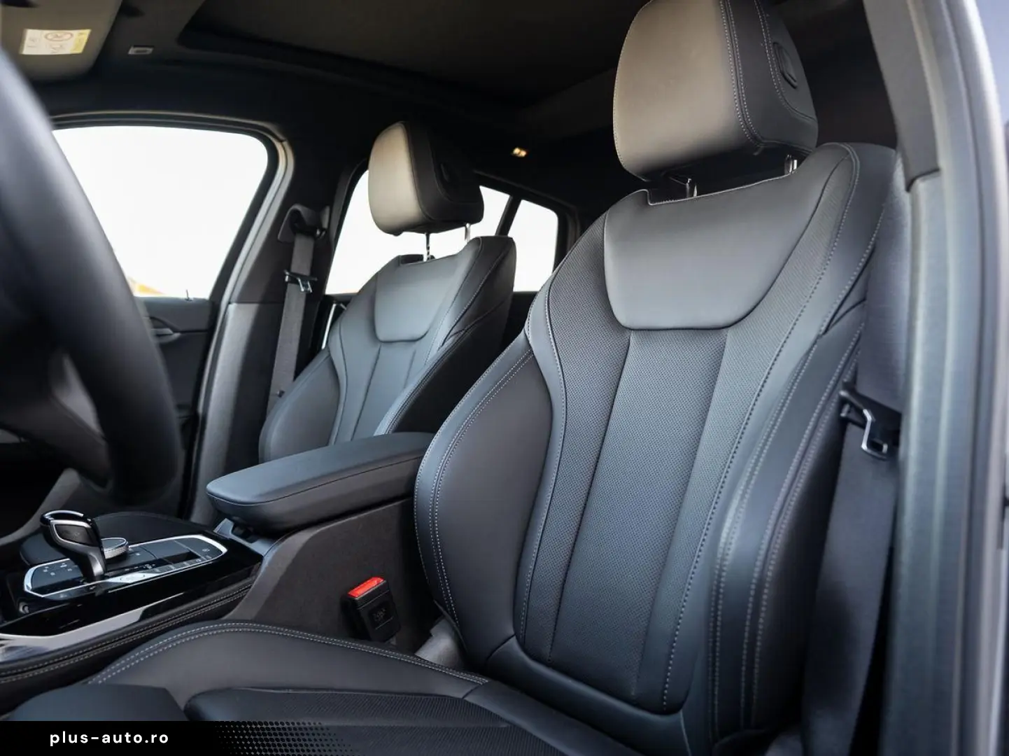 BMW X4 xDrive20i M-Sport UNFALL AHK PANO ACC KoZg Hu