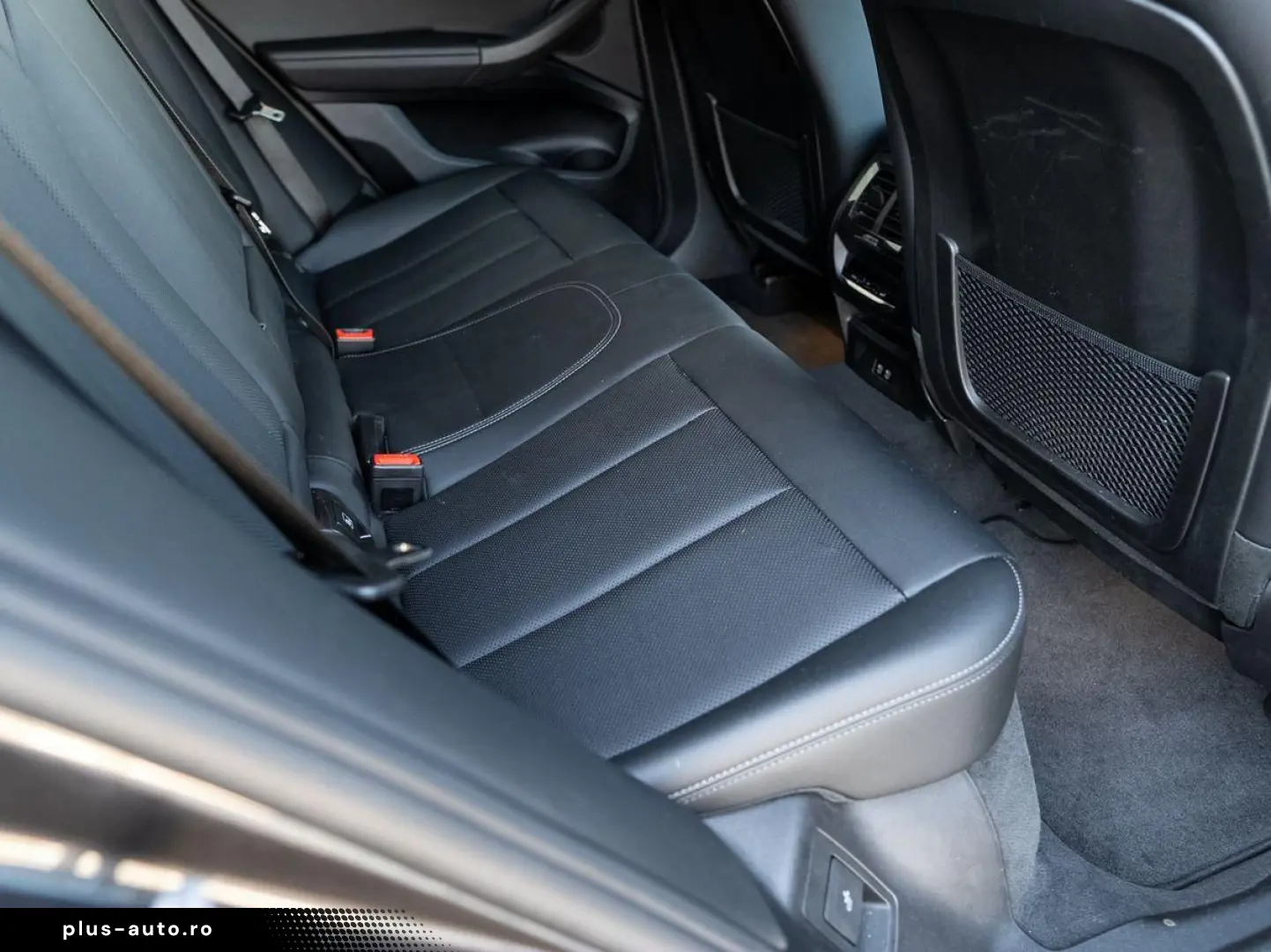 BMW X4 xDrive20i M-Sport UNFALL AHK PANO ACC KoZg Hu