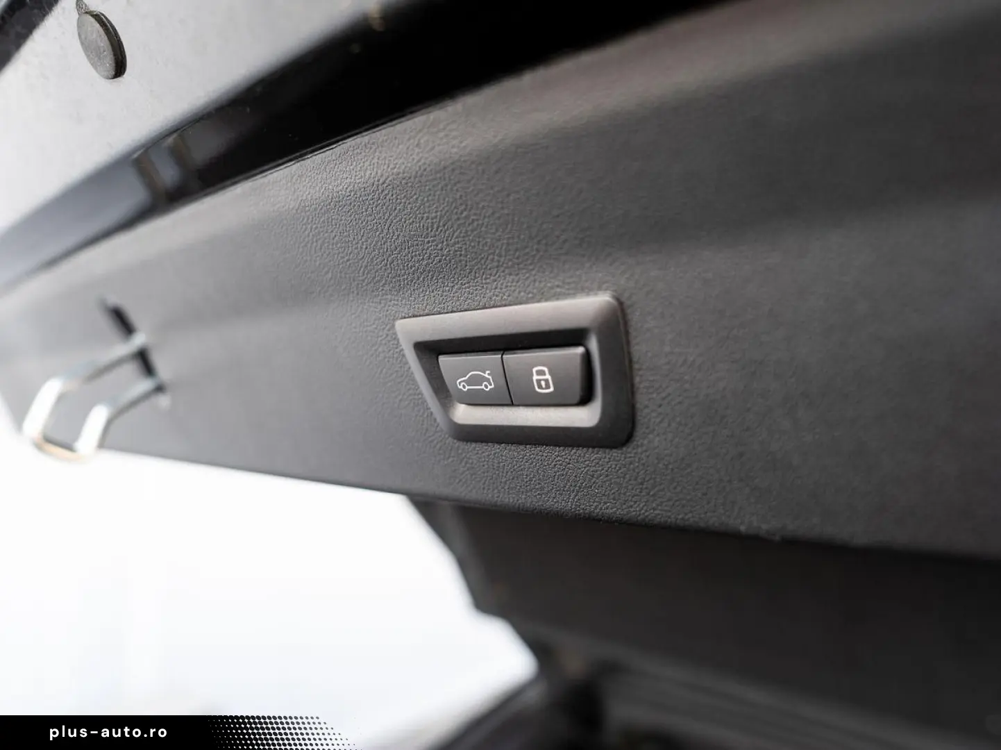 BMW X4 xDrive20i M-Sport UNFALL AHK PANO ACC KoZg Hu