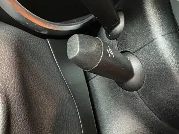 MERCEDES-BENZ GLC 300de AMG