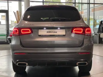 MERCEDES-BENZ GLC 300de AMG