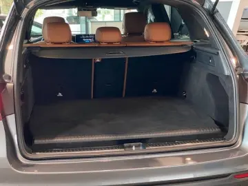 MERCEDES-BENZ GLC 300de AMG