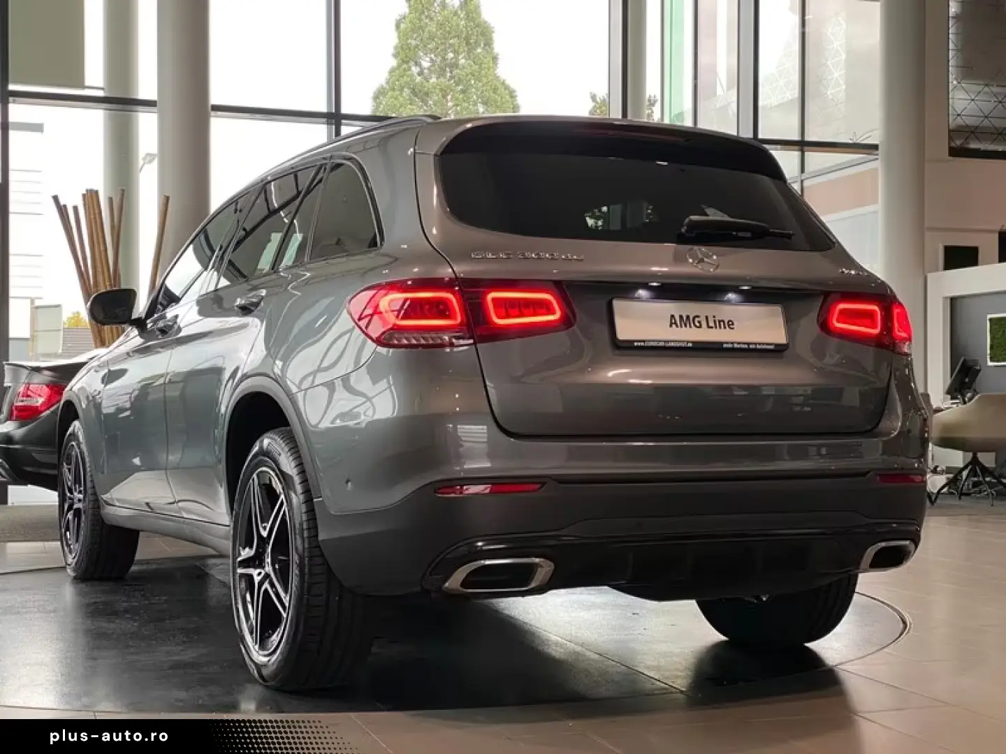 MERCEDES-BENZ GLC 300de AMG