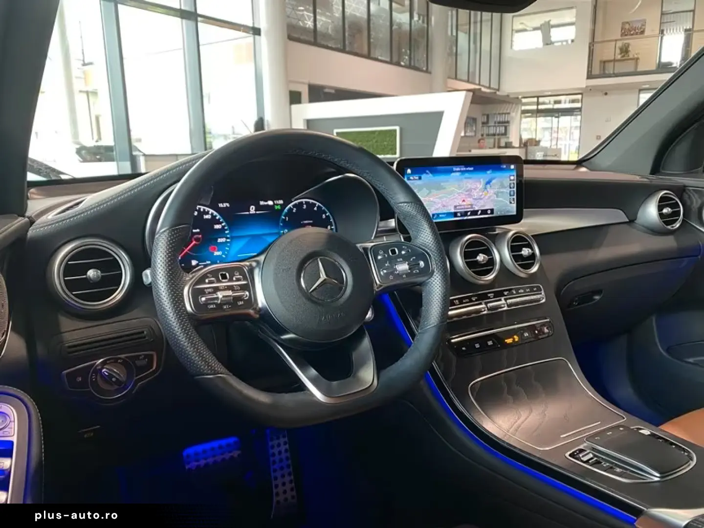 MERCEDES-BENZ GLC 300de AMG