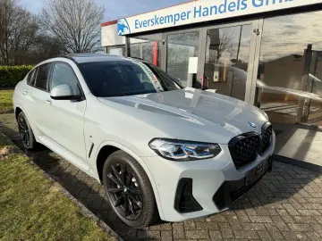 BMW X4 xDrive 30 d M Sport  PANO AHK HEAD-UP HARMAN